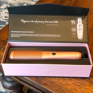 Straight Ahead Straightening Brush